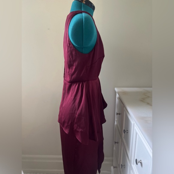 Style Stalker Open Back Dress (Wine, Medium) - Picture 2 of 3